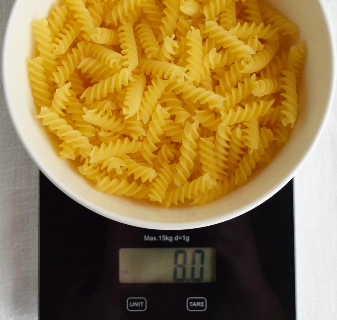 Measure pasta weight with a digital scale